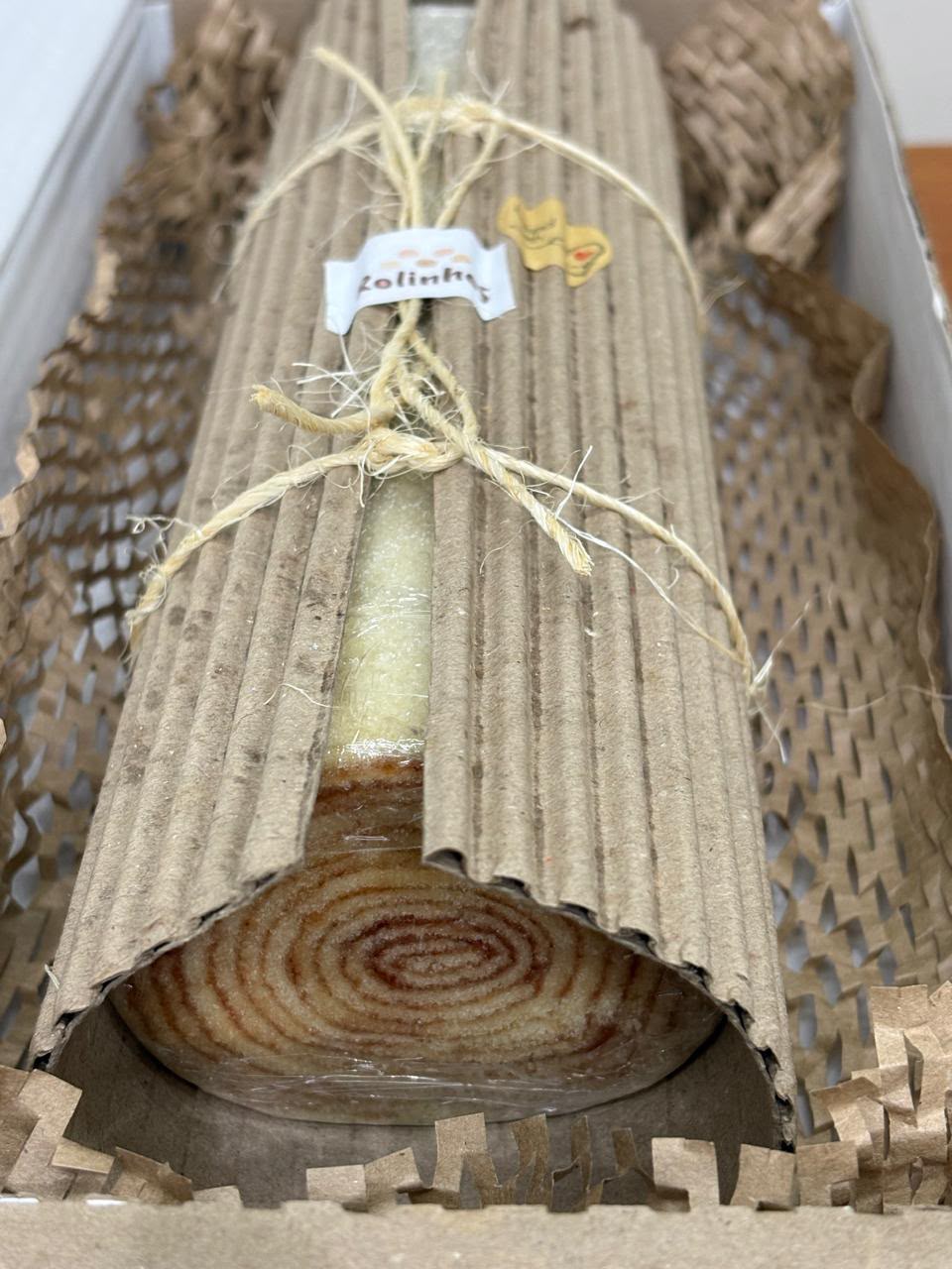 Bolo de Rolo na Caixa Artesanal Rolinhos